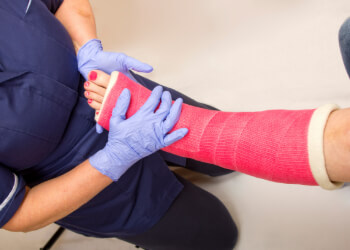 diagnosis and treatment for broken bones